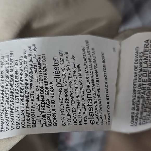 Under Armour Storm Beige Long‎ Sleeve 1/2  Zip Pullover Size Large - Picture 5 of 6